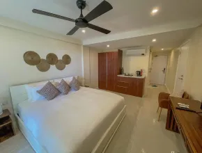 Hotel Maui Palms