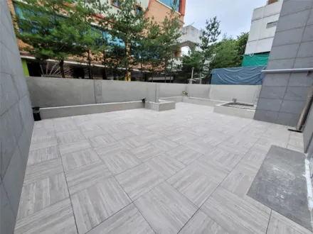 Terraza del edificio de oficinas