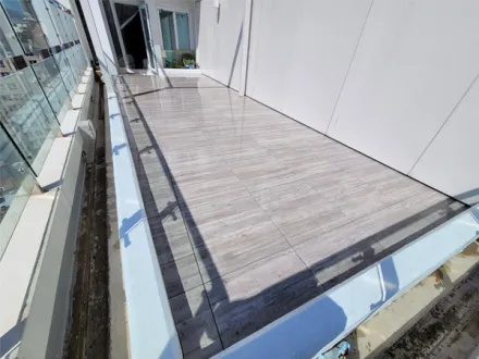 Apartamento estudio con terraza
